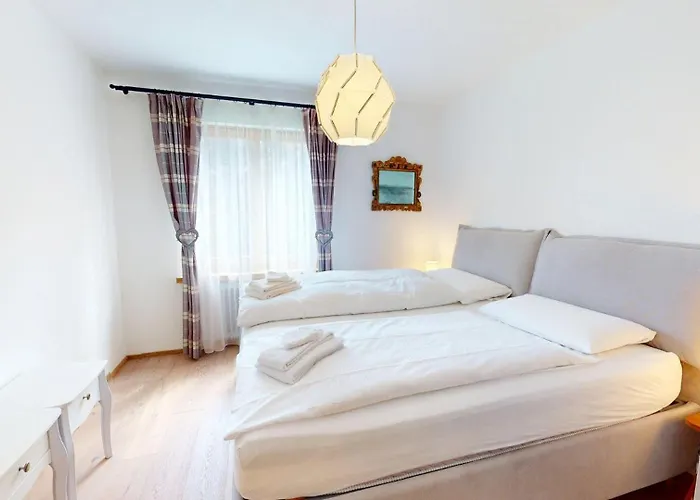 Lägenhet Muragls 4 *